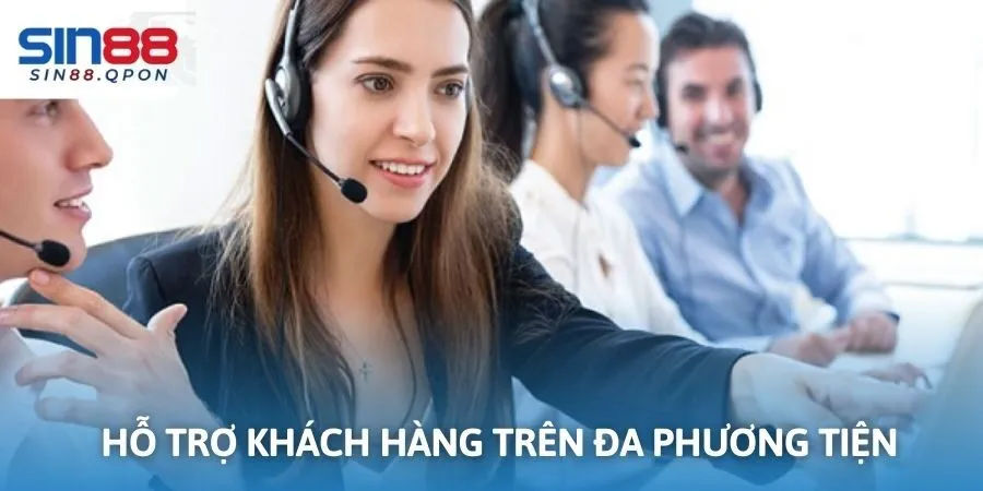 Bộ phận CSKH luôn thường trực để hỗ trợ người chơi trên mọi nền tảng